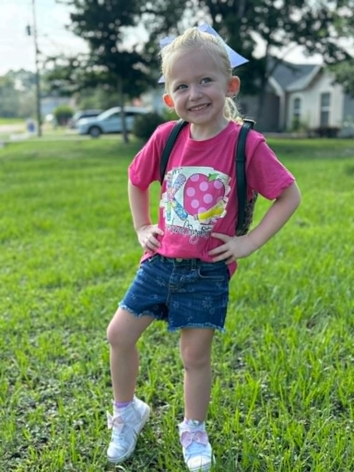 Kindergarten (polka dot apple)